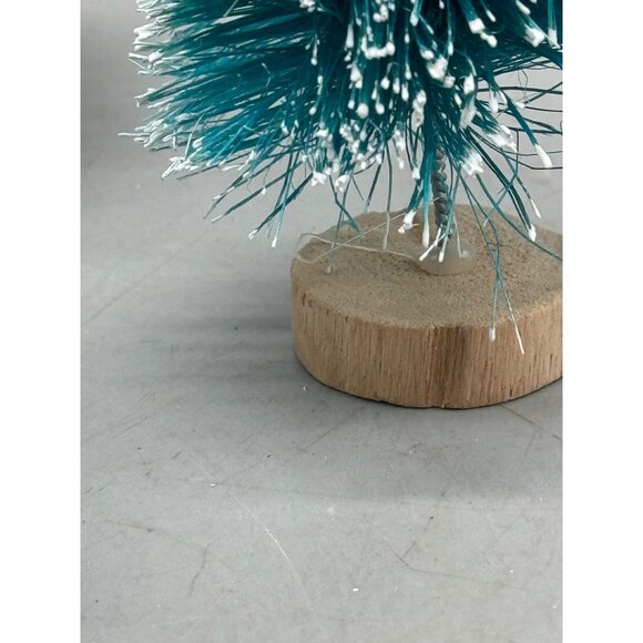 Christmas Set Of 8 Miniature Snow Frosted Bottle Brush Trees Wooden Bases READ - Picture 6 of 7